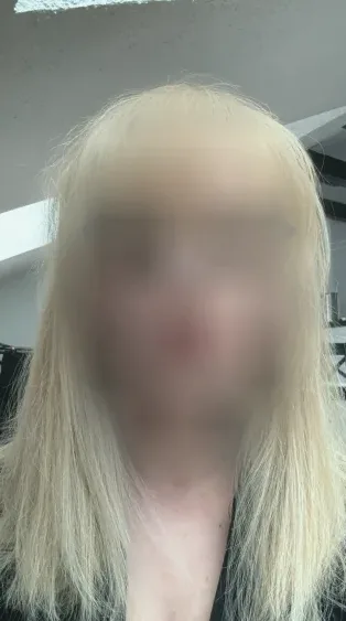 Eva, 27 años