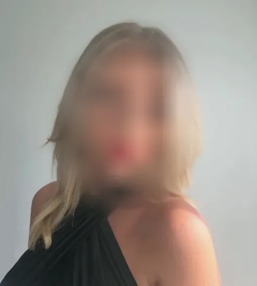 Neus, 32 años